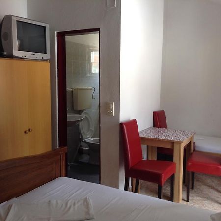 Kuca Tomovic Hotel Budva Buitenkant foto
