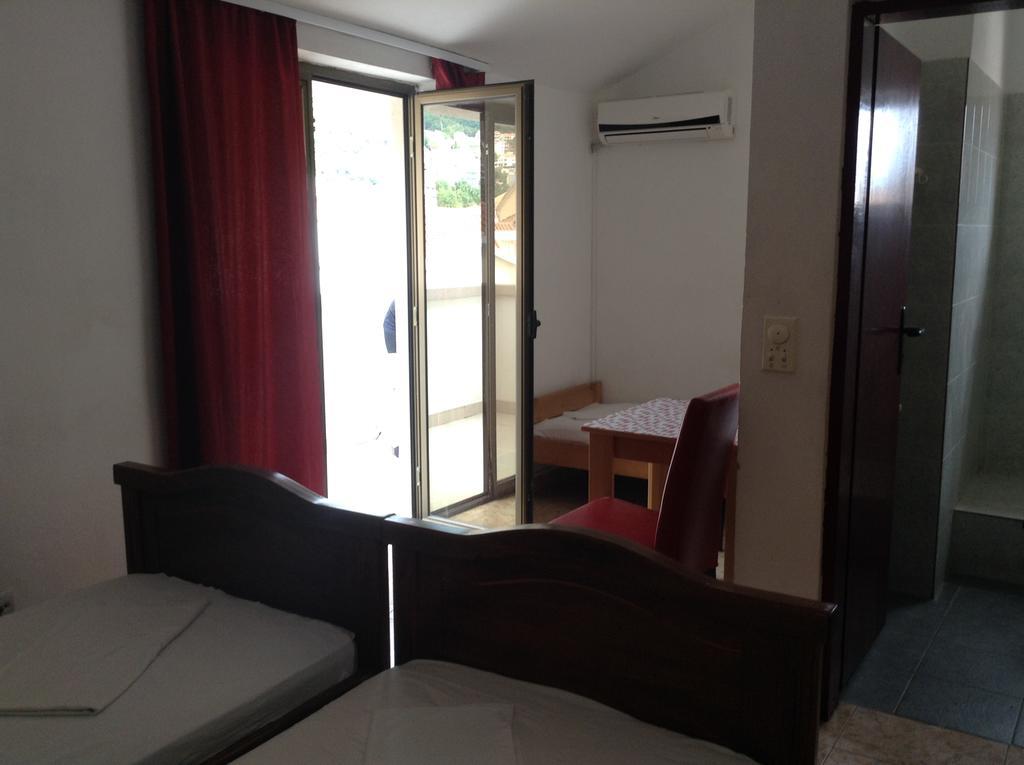 Kuca Tomovic Hotel Budva Buitenkant foto