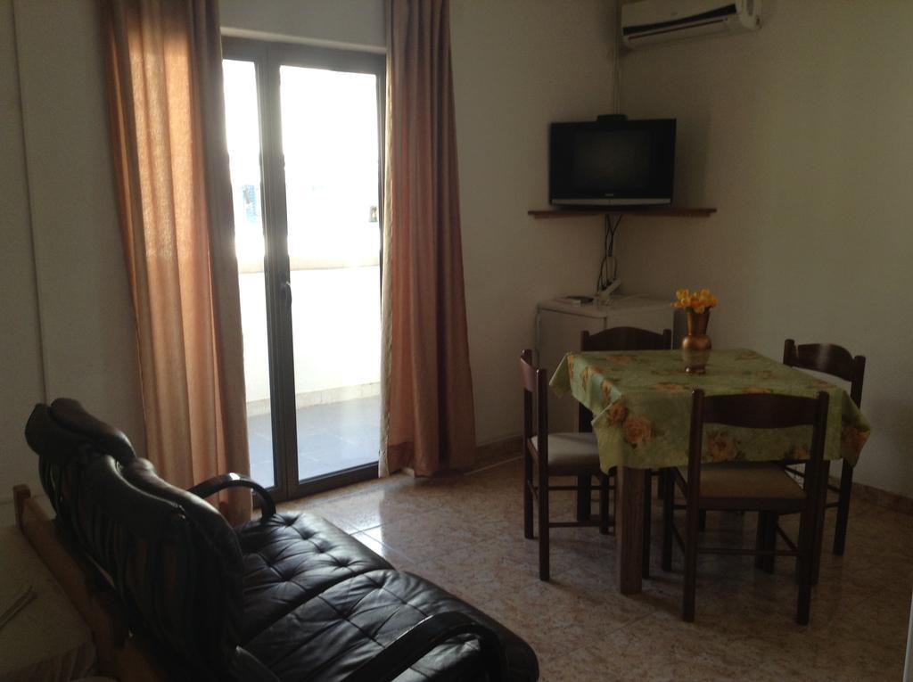 Kuca Tomovic Hotel Budva Buitenkant foto